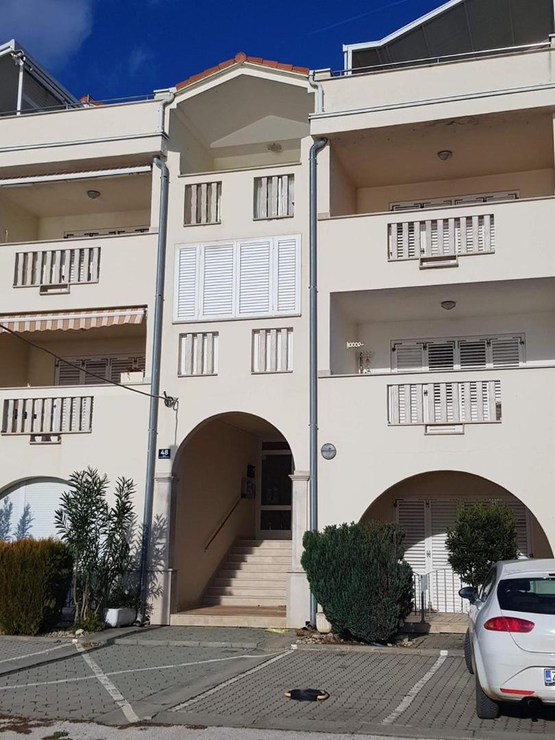 Seaside Apartments トゥラニ エクステリア 写真