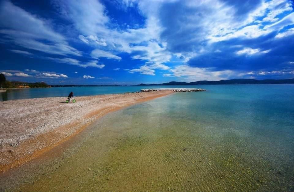Seaside Apartments トゥラニ エクステリア 写真