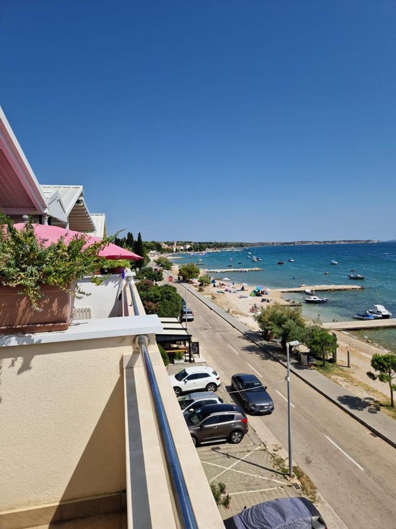 Seaside Apartments トゥラニ エクステリア 写真