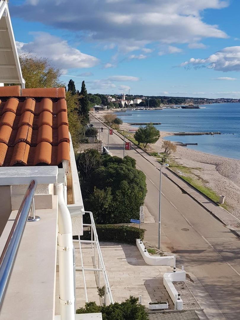 Seaside Apartments トゥラニ エクステリア 写真
